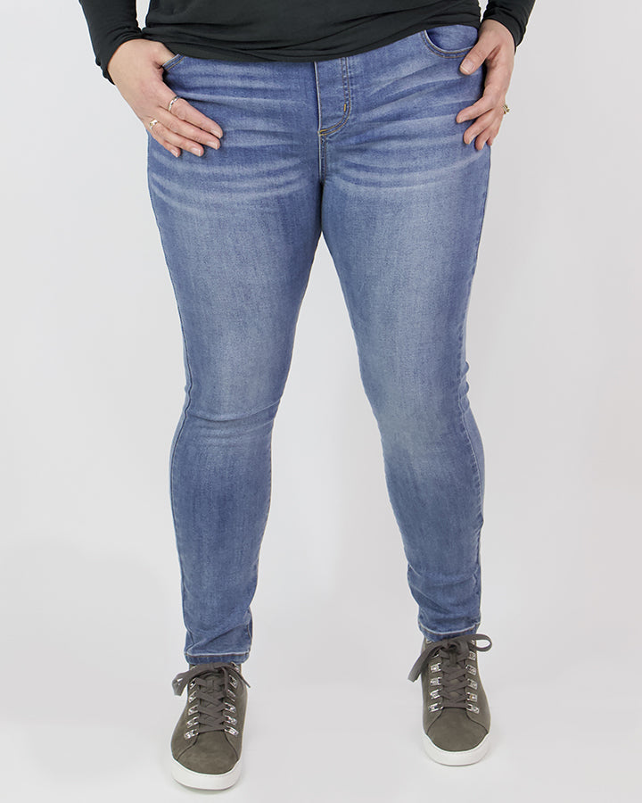Grace & Lace Classic Mid Rise Pull-On Jeggings in Mid Wash - Babe Outfitters