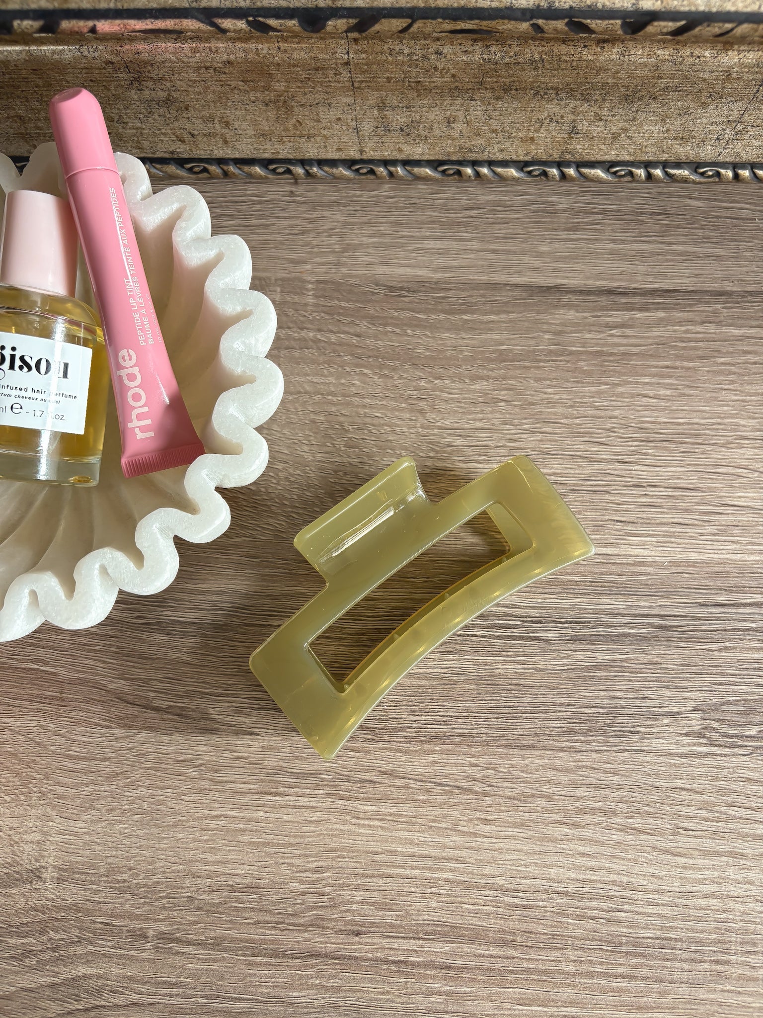 Medium Jelly Clip