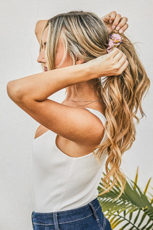 Breeze Scrunchie in Pink Riptide
