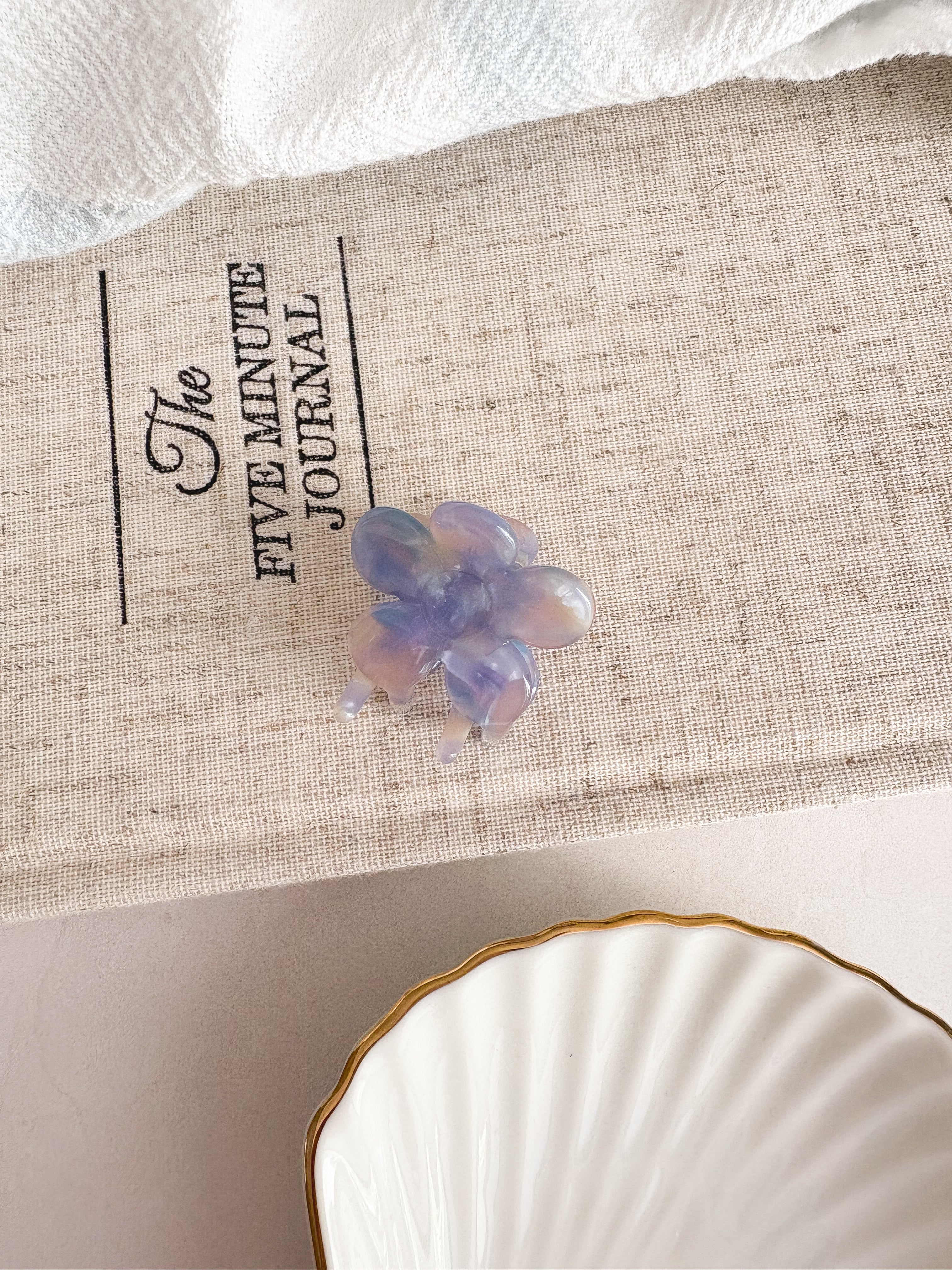 Petite Petal Clip