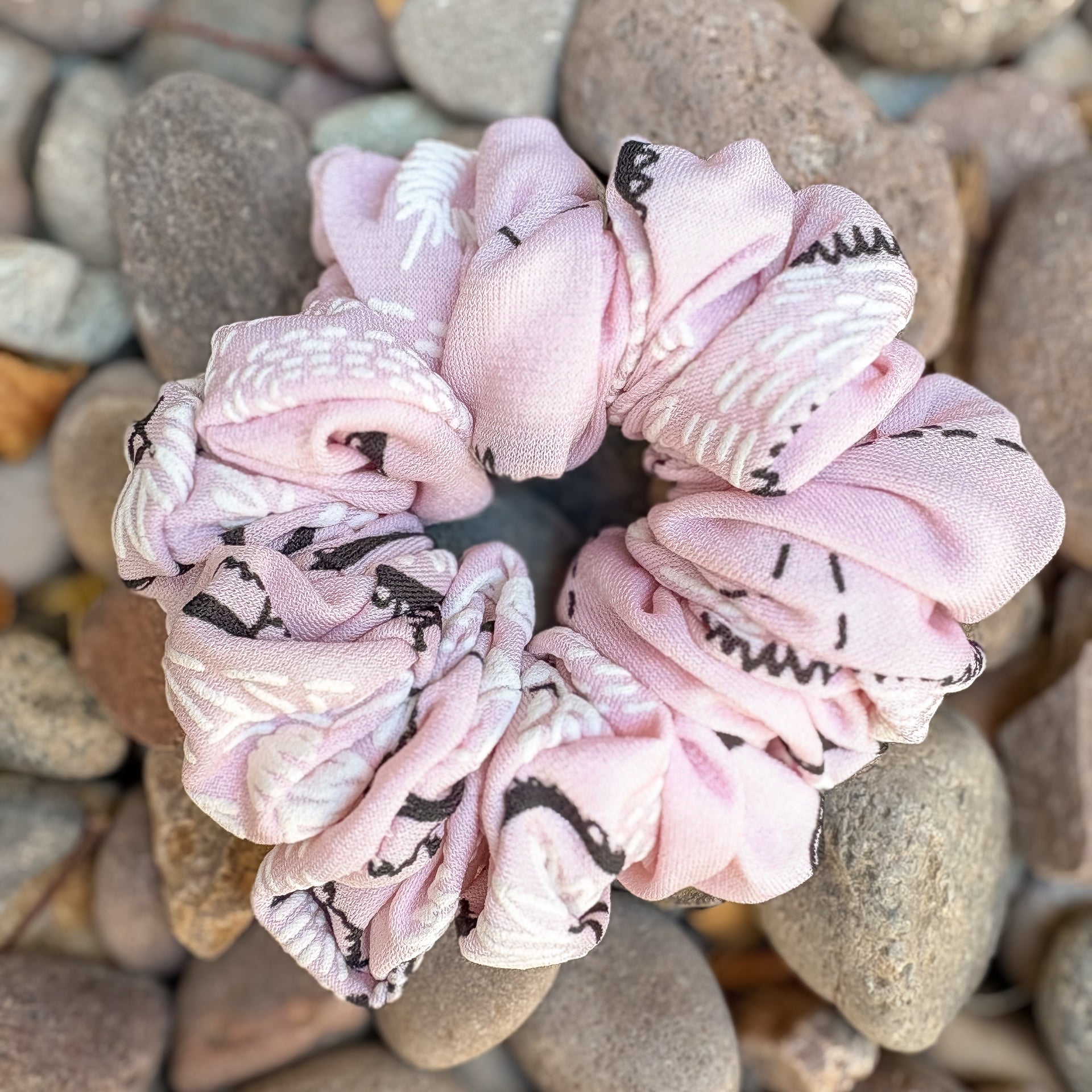 Breeze Scrunchie in Saltwater Blush