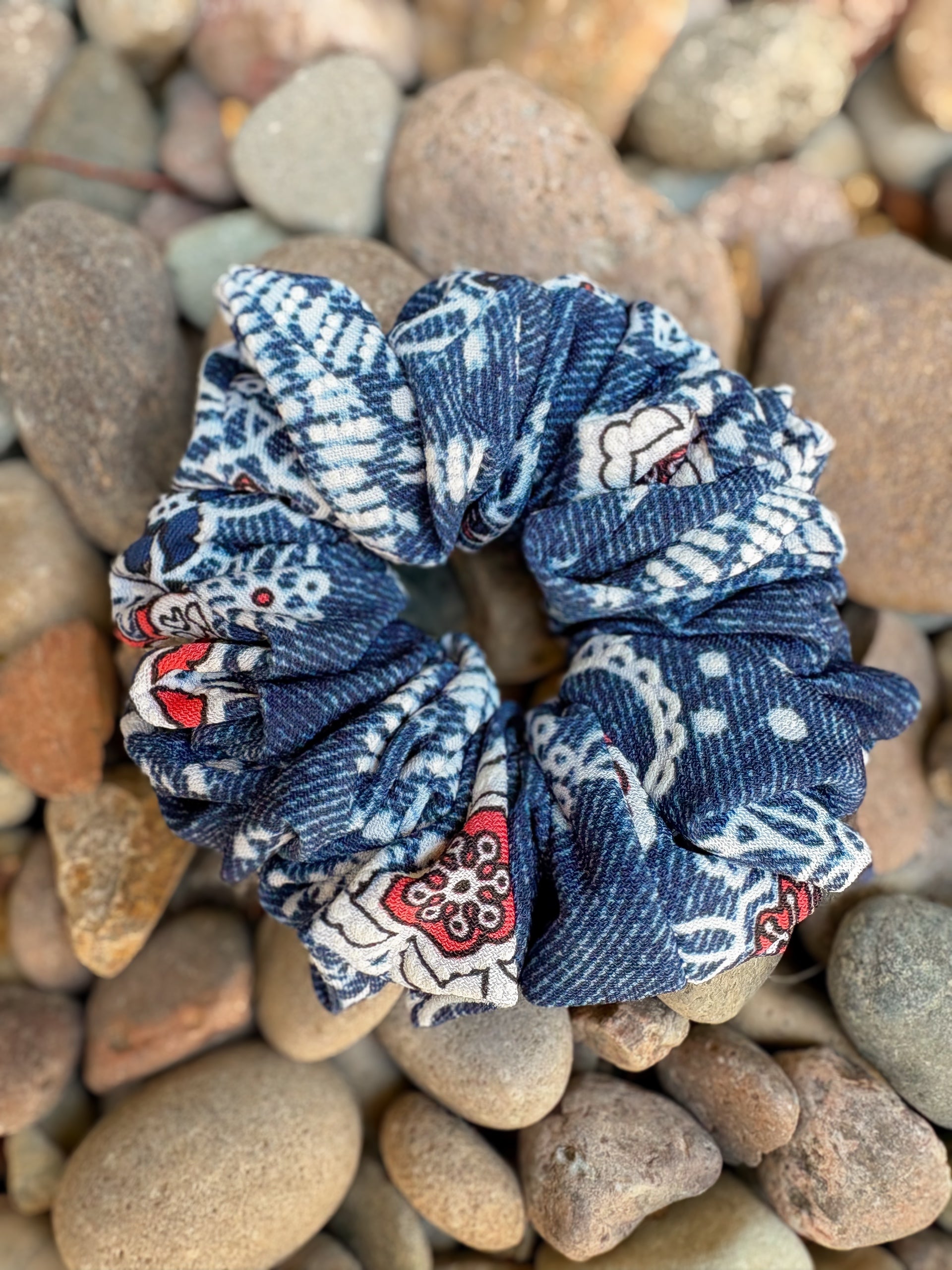 Breeze Scrunchie in Sunkissed Denim