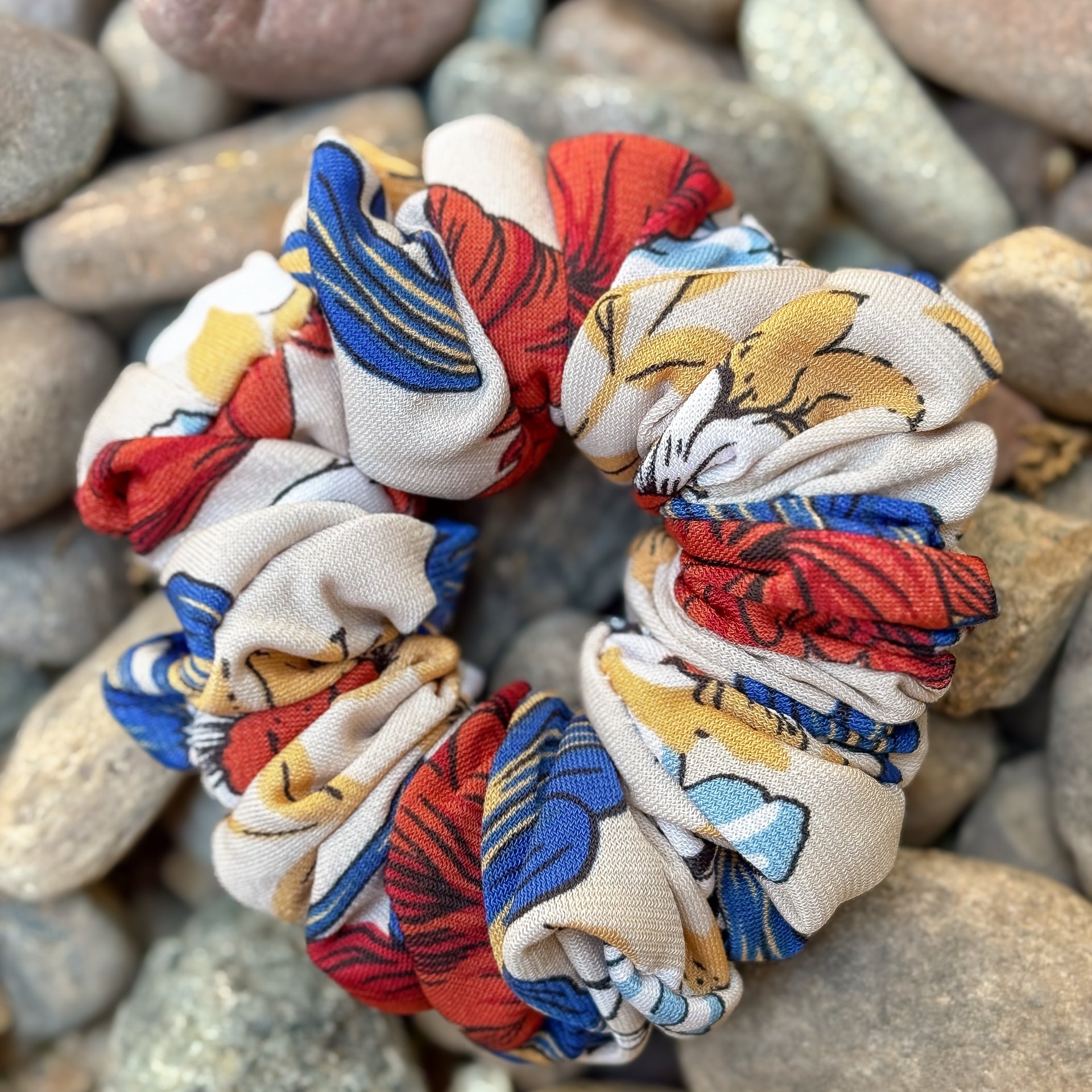 Breeze Scrunchie in Sundrenched Floral