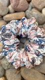Breeze Scrunchie in Petal Tide