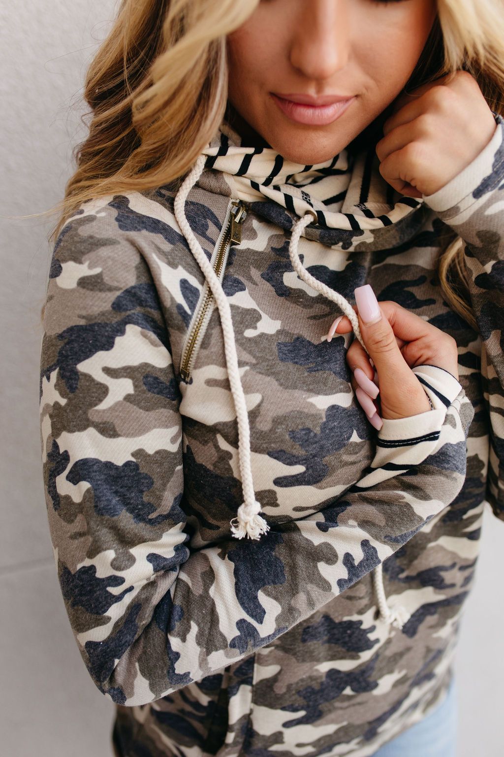 DoubleHood Sweatshirt - Covered In Camo