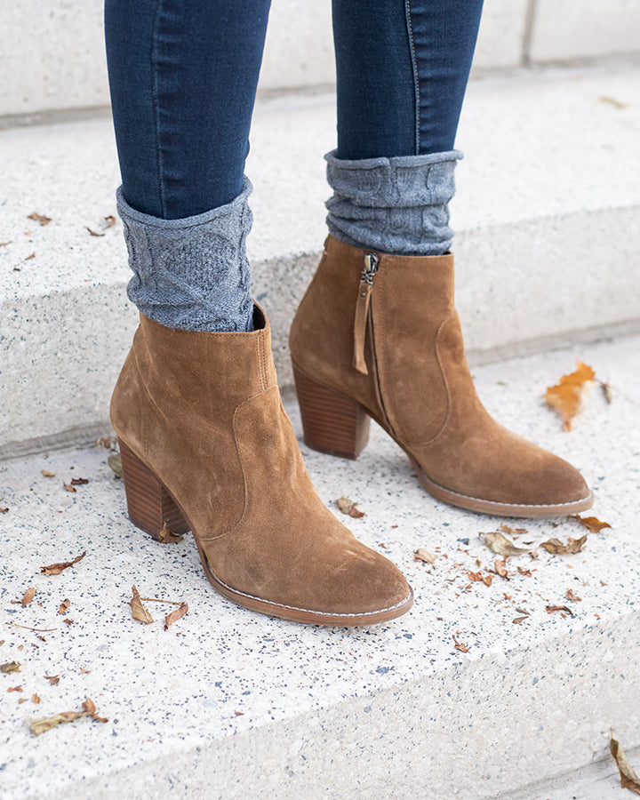 Cable Knit Boot Socks