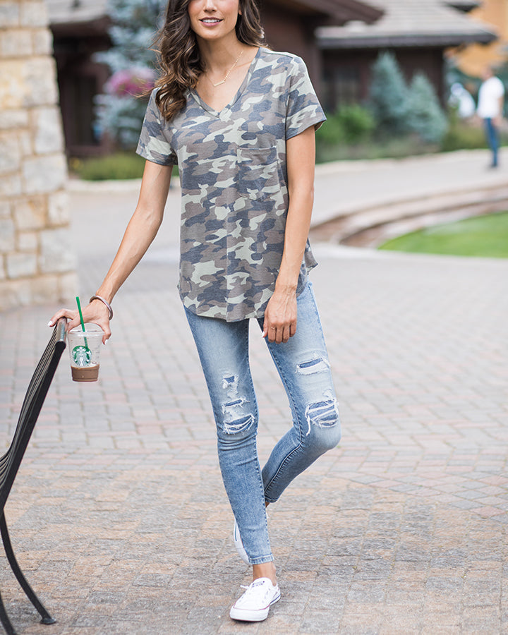 Perfect Pocket Tee (Solids/Prints)