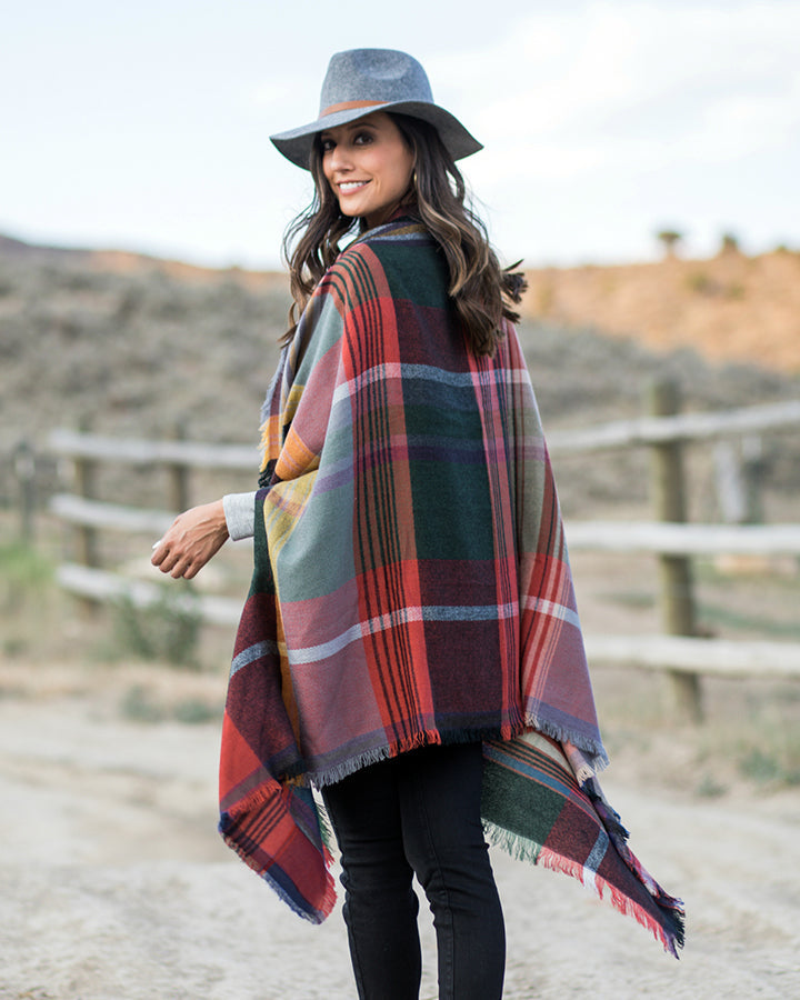 Grace & Lace Pocket Poncho/Scarf