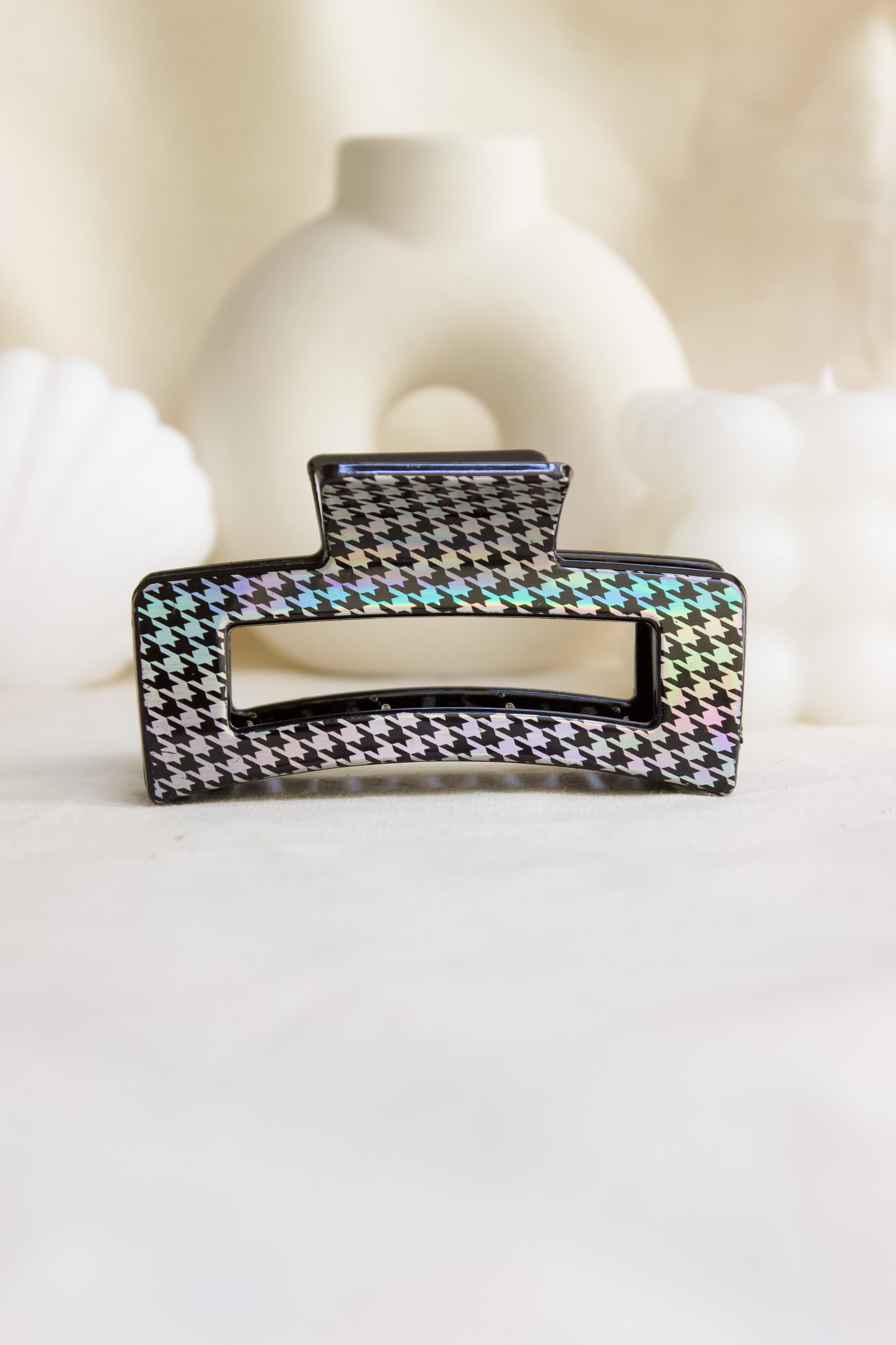 Hendrix Houndstooth Claw Hair Clip